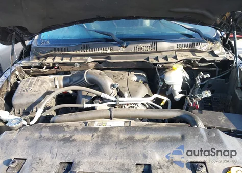 2018 Ram 1500 Limited 4X2 5'7 Box from USA, damaged, VIN 1C6RR6PT7JS105552